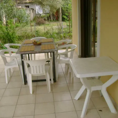 Σπίτι διακοπών Lefkas House With Garden *