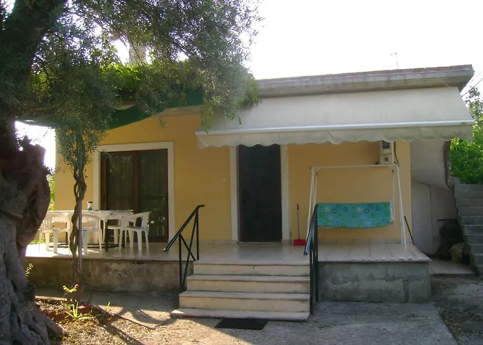 Dom wakacyjny Lefkas House With Garden